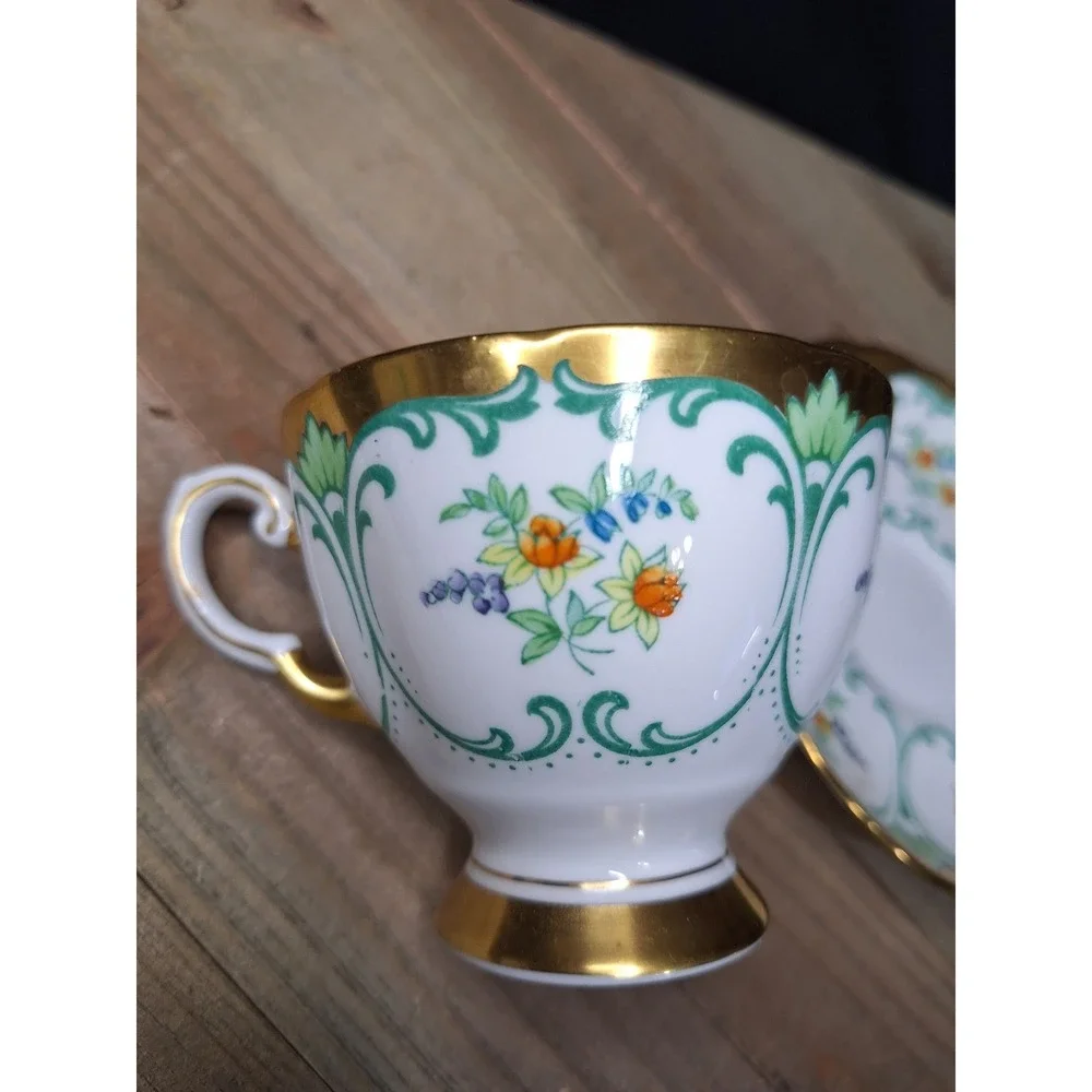 Vintage Tuscon Floral Bone China‎ Teacup & Saucer Set Gold Gilt Green Scrollwork